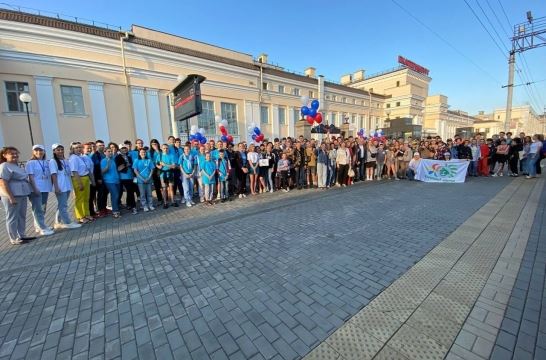 Дети из ДНР отдохнут в уральских загородных лагерях